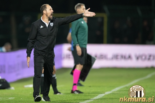 Ante Šimundža je proti Maccabiju prvič vodil Muro v Evropi.