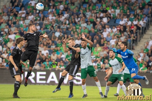Pred vrati Maccabija je bil najvišji Aleksandar Bošković.
