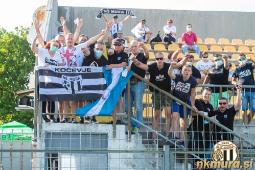 Muraši so imeli na tribunah v Sežani številčno podporo iz različnih krajev Slovenije