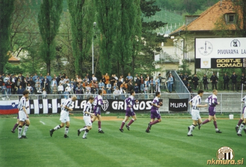 Prihod na igrišče.