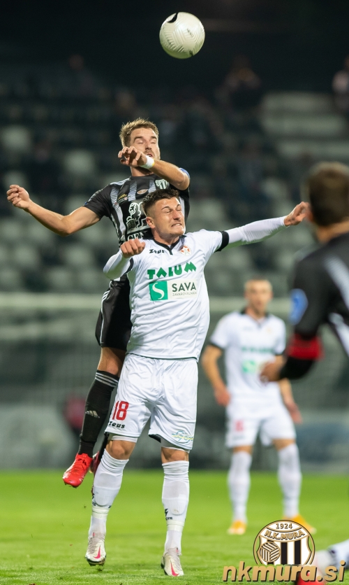 Marko Brkić je bil v skoku višji od Lovra Grajfonerja.