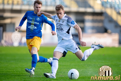 Aljaž Antolin je igral na položaju zadnjega veznega in uspešno nadomestil Nina Kouterja.