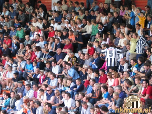 Južna tribuna