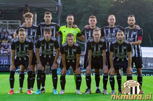 Začetna enajsterica Mure proti Ludogorcu. Stojijo od leve: Kai Cipot, Jan Gorenc, Matko Obradovič, Luka Bobičanec, Matic Maruško, Žiga Kous. Čepijo: Tomi Horvat, Mihael Klepač, Klemen Šturm, Žan Karničnik in Nino Kouter.