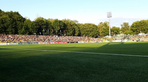 LFF Stadium je domovanje Žalgirisa. Stadion sprejme 5067 gledalcev na njem pa je umetna trava.