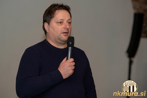 Zbrane je nagovoril predsednik Robert Kuzmič.