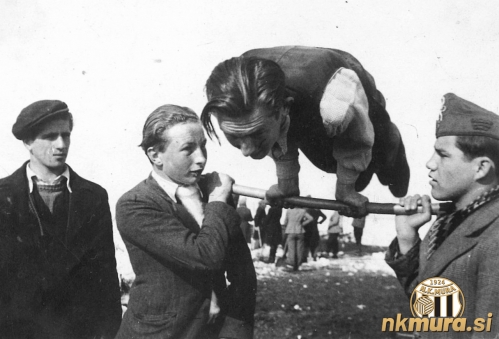Telovadba je bila temelj fizkulturnih društev.