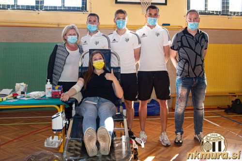Krvodajalska akcija Čarno-bejla krf je potekala v telovadnici osnovne šole II.