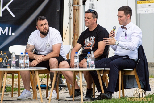 Ustvarjalci podcasta Doj se prosi. Od leve: Smiljan Kuhar, Zvonko Žekš in Matjaž Vöröš.