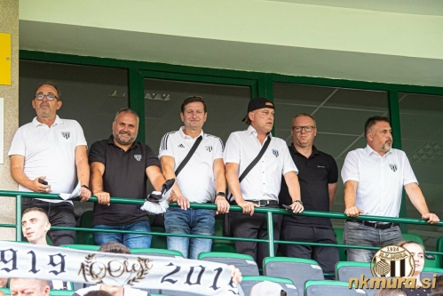 Od leve: Stanko Prelec, Dejan Kolbl, Boris Cigüt, Štefan Žlebič, Martin Sukič in Damjan Rajh.