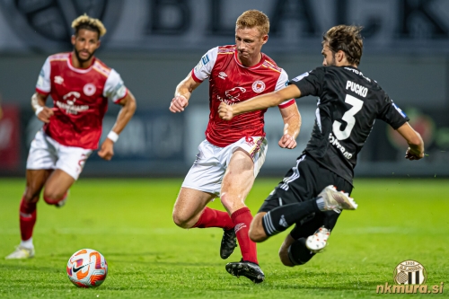 Klemen Pucko in Jamie Lennon.