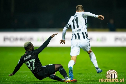 Žiga Kous in Aldair Adulai Djalo Balde.