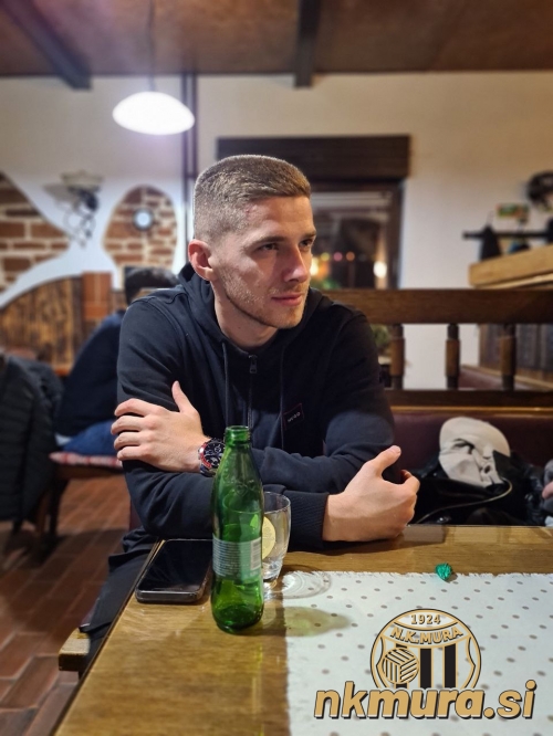 Na pijači z Murino šestico Amarjem Beganovićem.