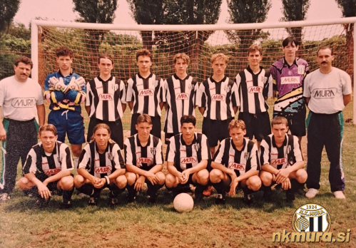 Murini mladinci leta 1997.
Stojijo od leve: Drago Mesarič (tehnični vodja), Zoran Babič, Borut Banfi, Ljubiša Živić, Jože Benko, Goran Ristić, Mitja Erniša, Boštjan Kamnik, Jože Karoli (trener).
Čepijo od leve: Robert Petrovič, Alan Mesarič, Štefan Gomboc, Aleš Müller, Damir Recek in Mihael Bukovec.
