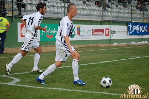 Kristjan Kulčar (levo) in Goran Ristić (desno) na tekmi Mura 05 : Maribor, 17. september 2008.