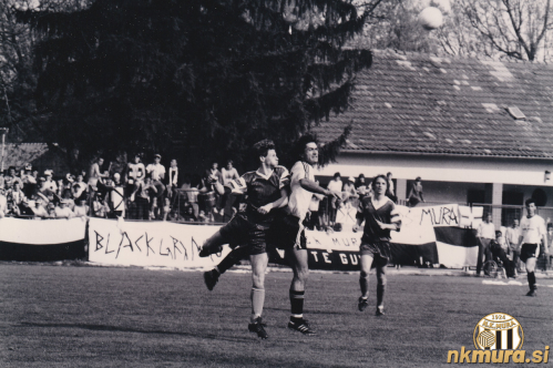 Prekmurski derbi med Muro in Nafto, ki je bil odigran 26. aprila 1992.
