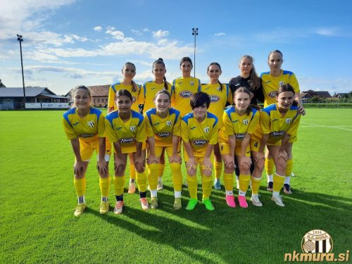 Kadetinje proti ekipi Illes Akademia-Viktoria. Zgornja vrsta: Marij Branšperger, Lana Jakšič, Roze Marie Kepe, Dominika Pušenjak, Teja Truntič, Hana Serec. Čepijo: Nuša Škrobar, Alja Horvat, Lana Kavaš, Kaja Kralj, Lana Šernek in Ana Marija Kršljin Stojič.