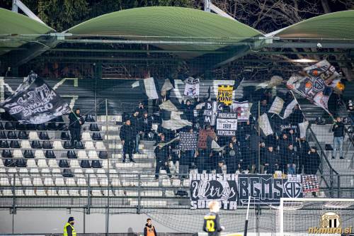 Odlični Black Gringosi.