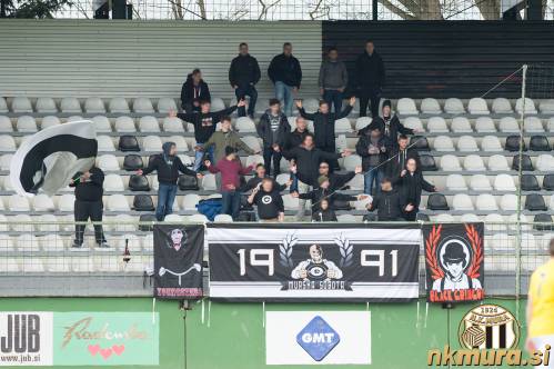 Navijaška skupina Black Gringos.