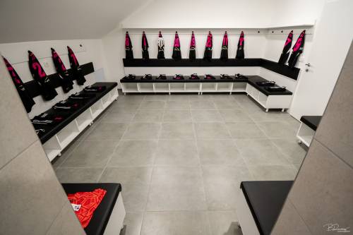 Nove tribune pod severno tribuno.