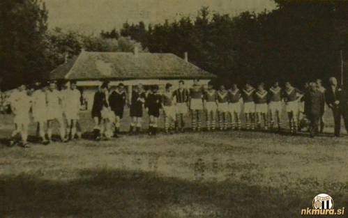 Utrinek s prijateljske tekme med Muro in Dozso iz Sombotela. Tekma je bila odigrana 27. junija 1965.