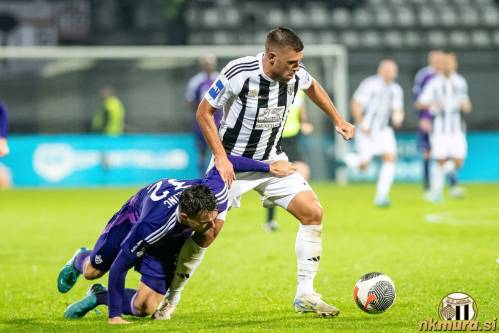 Amadej Maroša in Luka Krajnc.