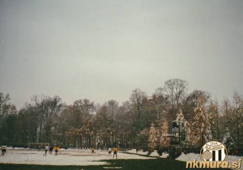 Snežna idila na derbiju Potrošnika in Mure.