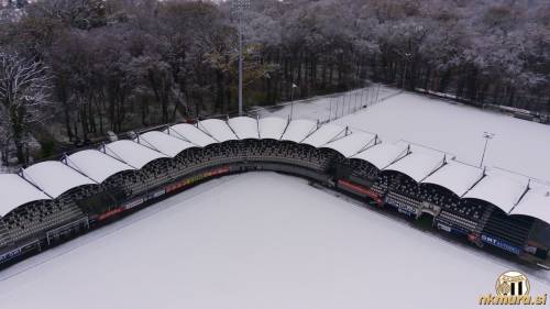 Južna tribuna.