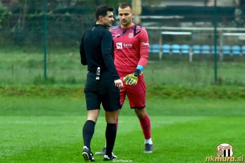 Mario Mustapić v dresu hrvaškega NK Rudeša.