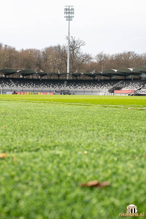 Mestni stadion Fazanerija bo dočakal začetek preobrazbe. Z izgradnjo nove, severozahodne tribune bo zapolnjena praznina med glavno in severno tribuno. »Sveto mesto«, kot mu pravijo Black Gringosi, bo tako dobilo nagrado v obliki nadgradnje.