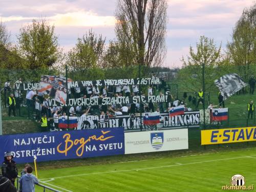 Sporočilo Black Gringosov.