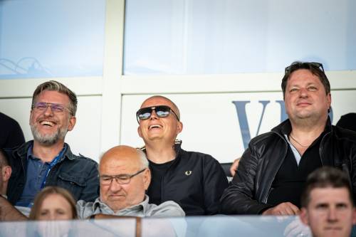 Knut Schulz, John Prince in Robert Kuzmič na tekmi Mura : Koper (25. maj 2025).