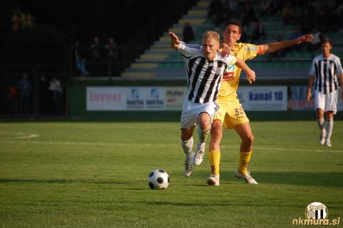 Dvoboj dveh kapetanov, Darjana Slavica in Zorana Pavlovića.