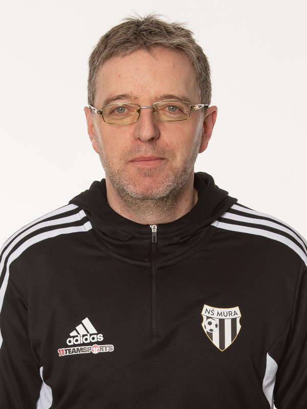 Darko Kavaš.